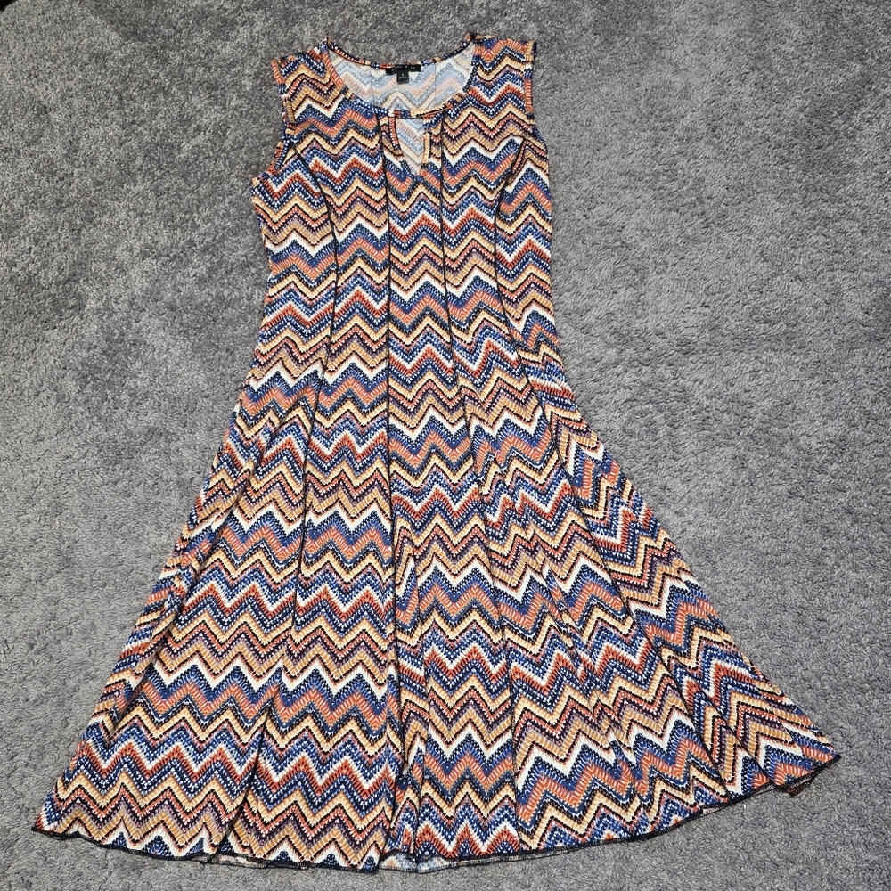 Chevron Pattern Sleeveless Dress